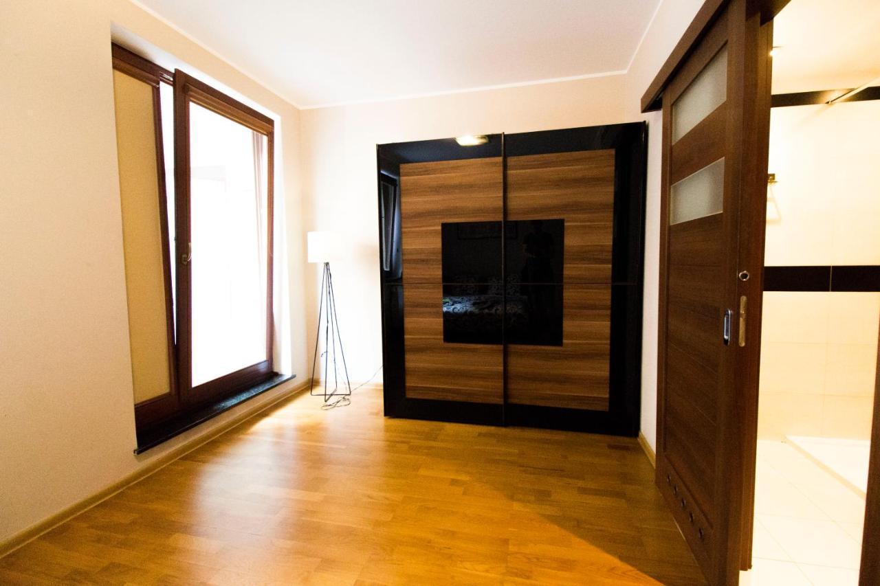 Happy Apartments - Just In Center Wroclaw Bagian luar foto