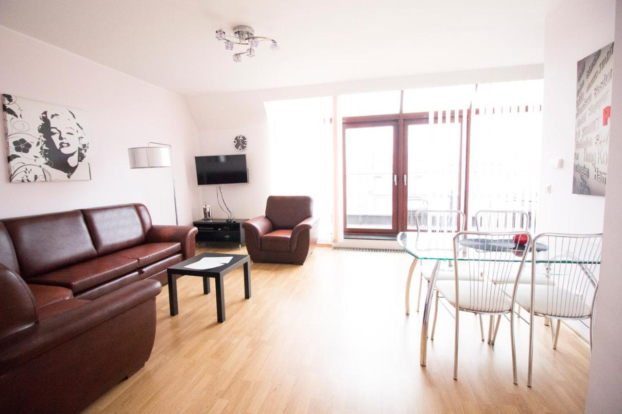 Happy Apartments - Just In Center Wroclaw Bagian luar foto