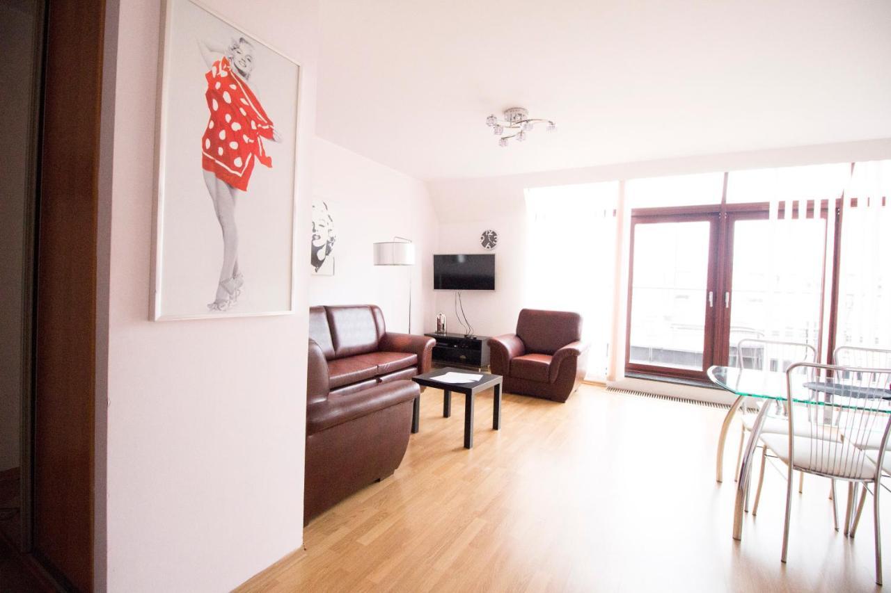 Happy Apartments - Just In Center Wroclaw Bagian luar foto